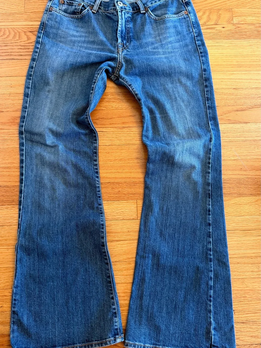 Lucky Brand Classic Blue Bootcut Jeans - Picture 11 of 11